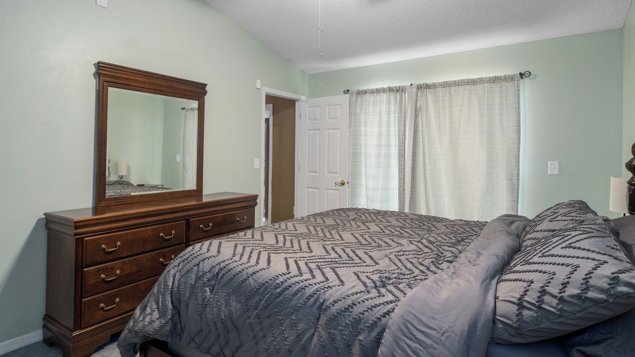 Photo of Bedroom in Lake in the Woods