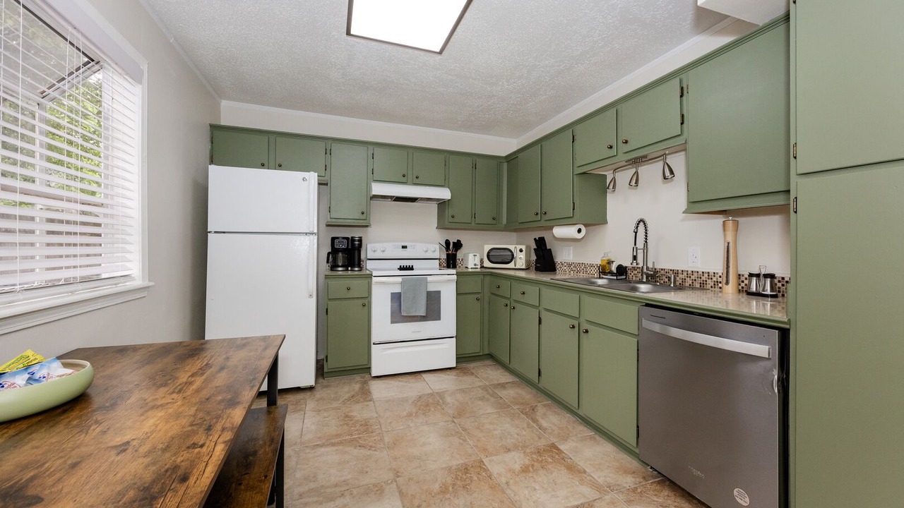 Photo of Kitchen in Highlands - Perkins