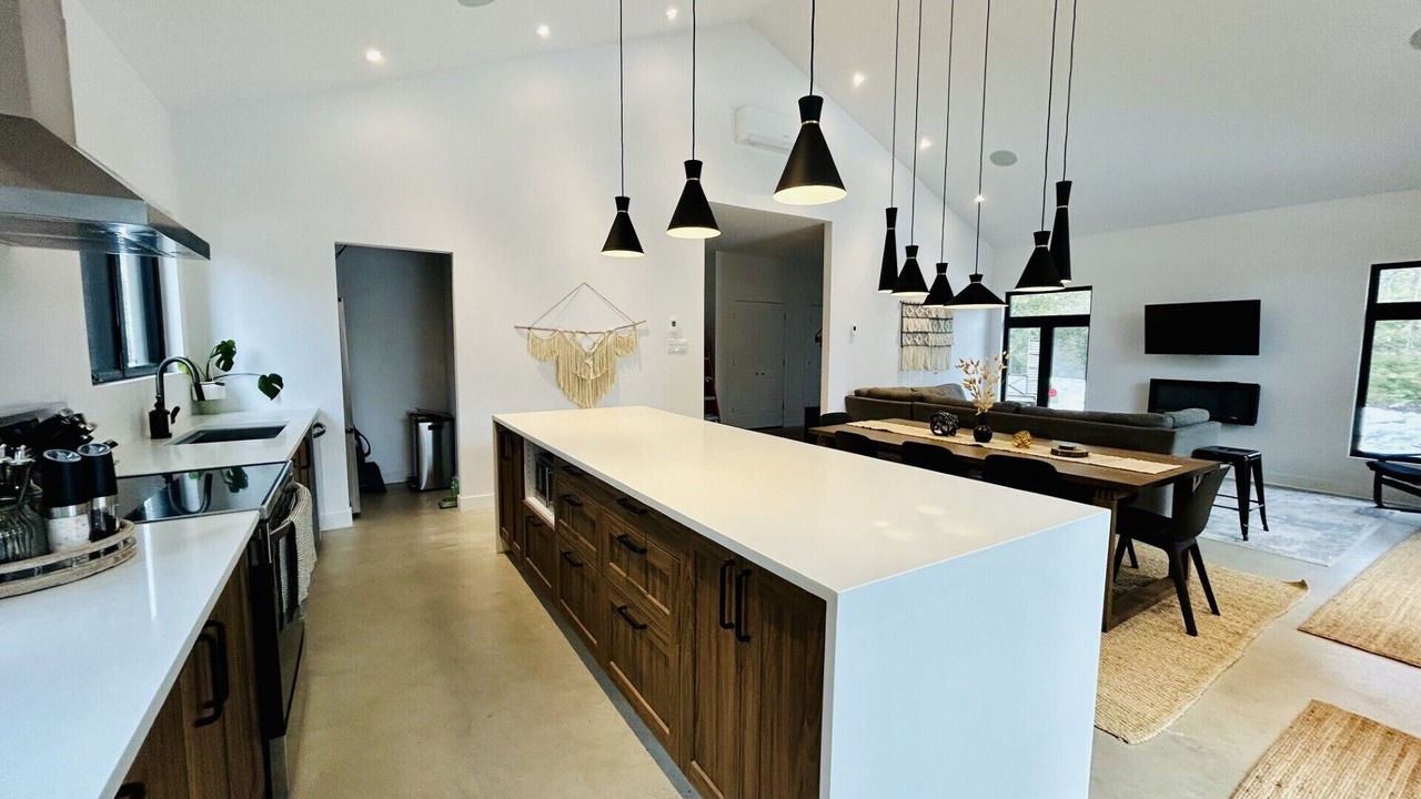 Photo of Kitchen in Low