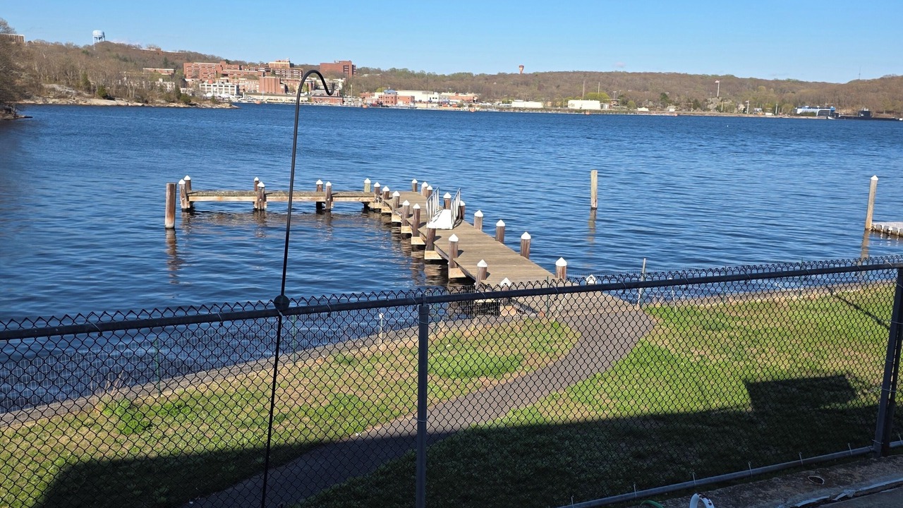 Photo of Outdoor in Gilman