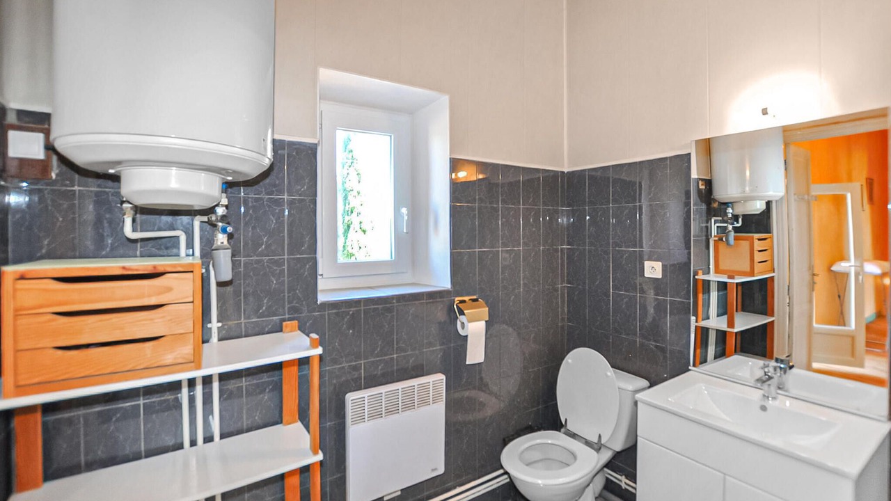 Photo of Bathroom in Verzeille