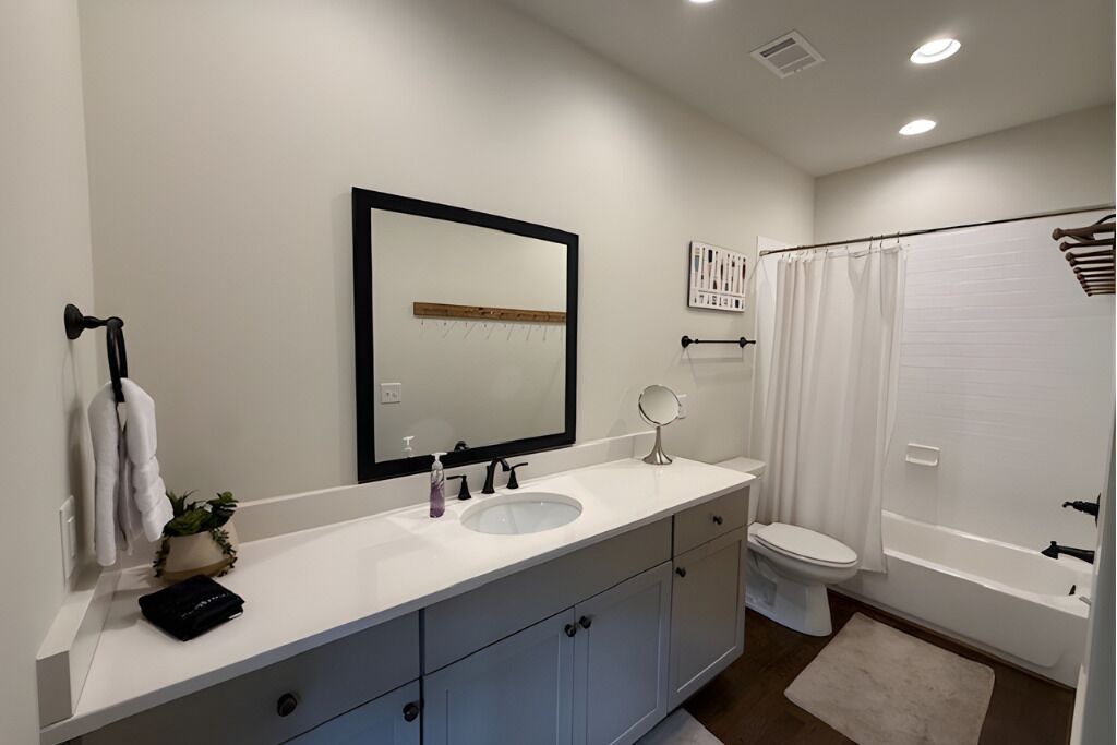 Photo of Bathroom in Tallassee