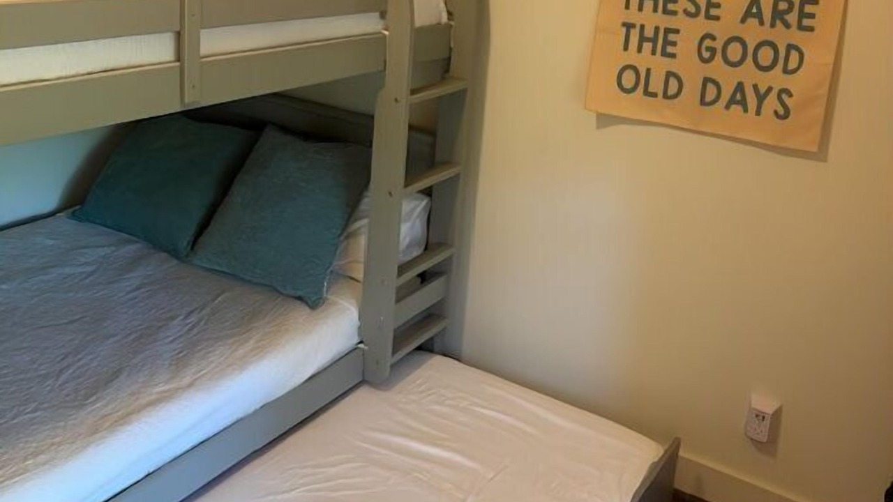 Photo of Bedroom in Tallassee