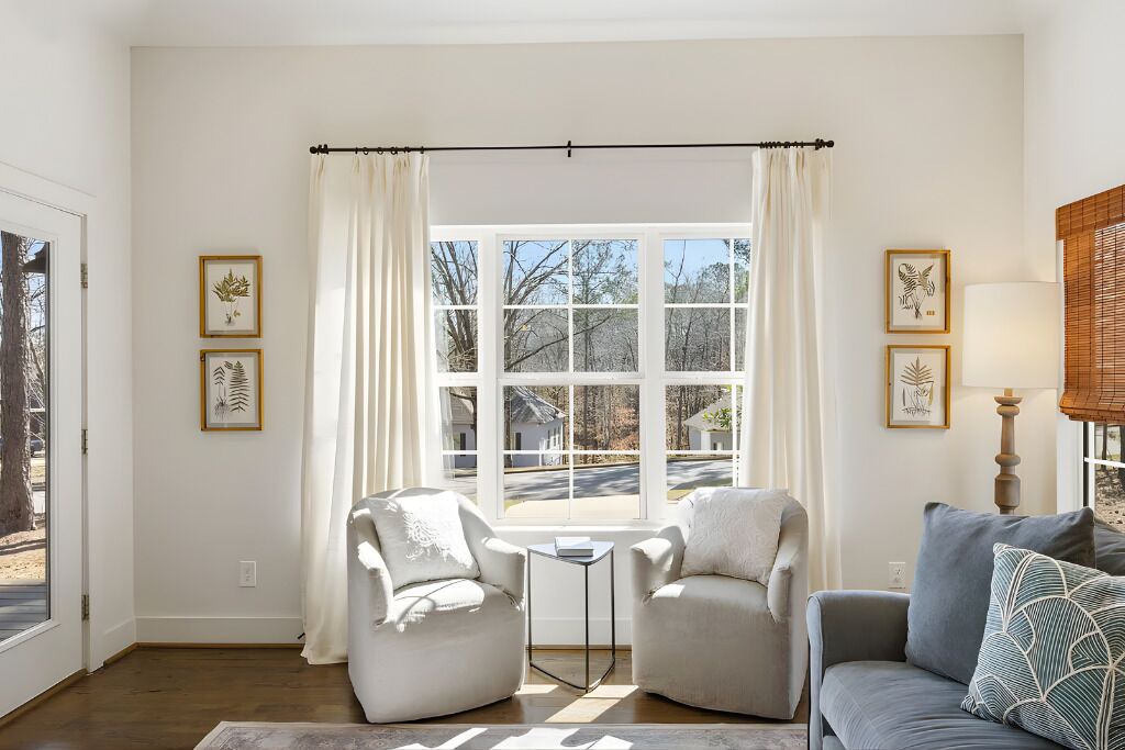 Photo of Livingroom in Tallassee