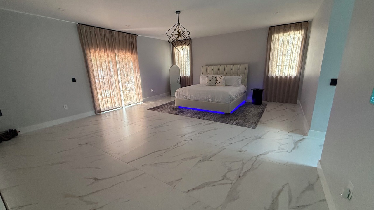 Photo of Bedroom in Miami Lakes
