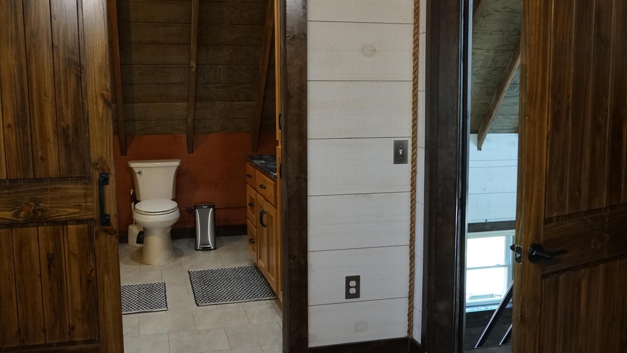 Photo of Bedroom in Jasper County