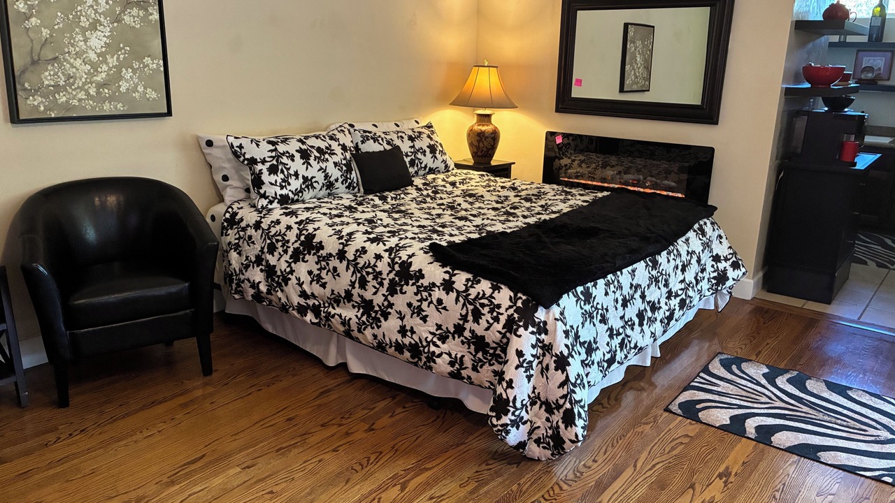 Photo of Bedroom in Napa