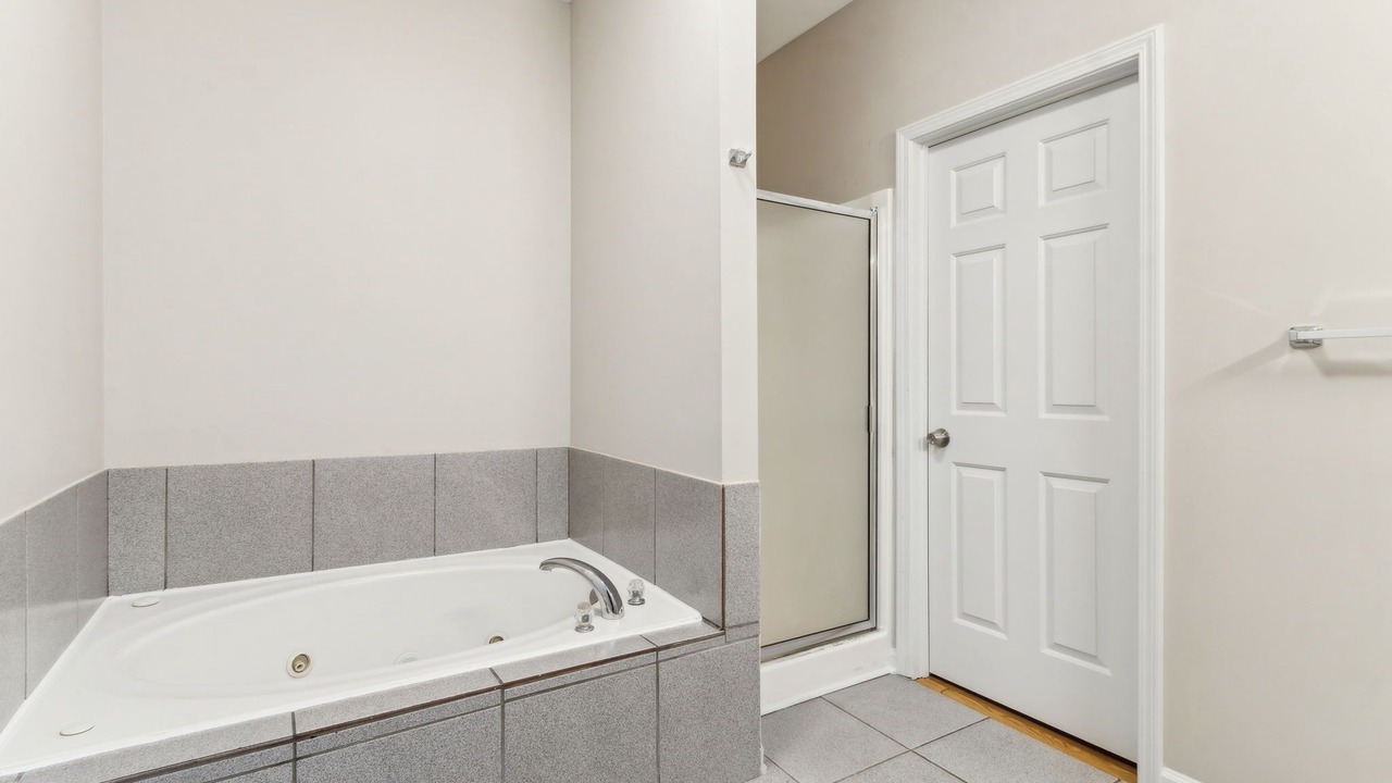 Photo of Bathroom in Collier Heights