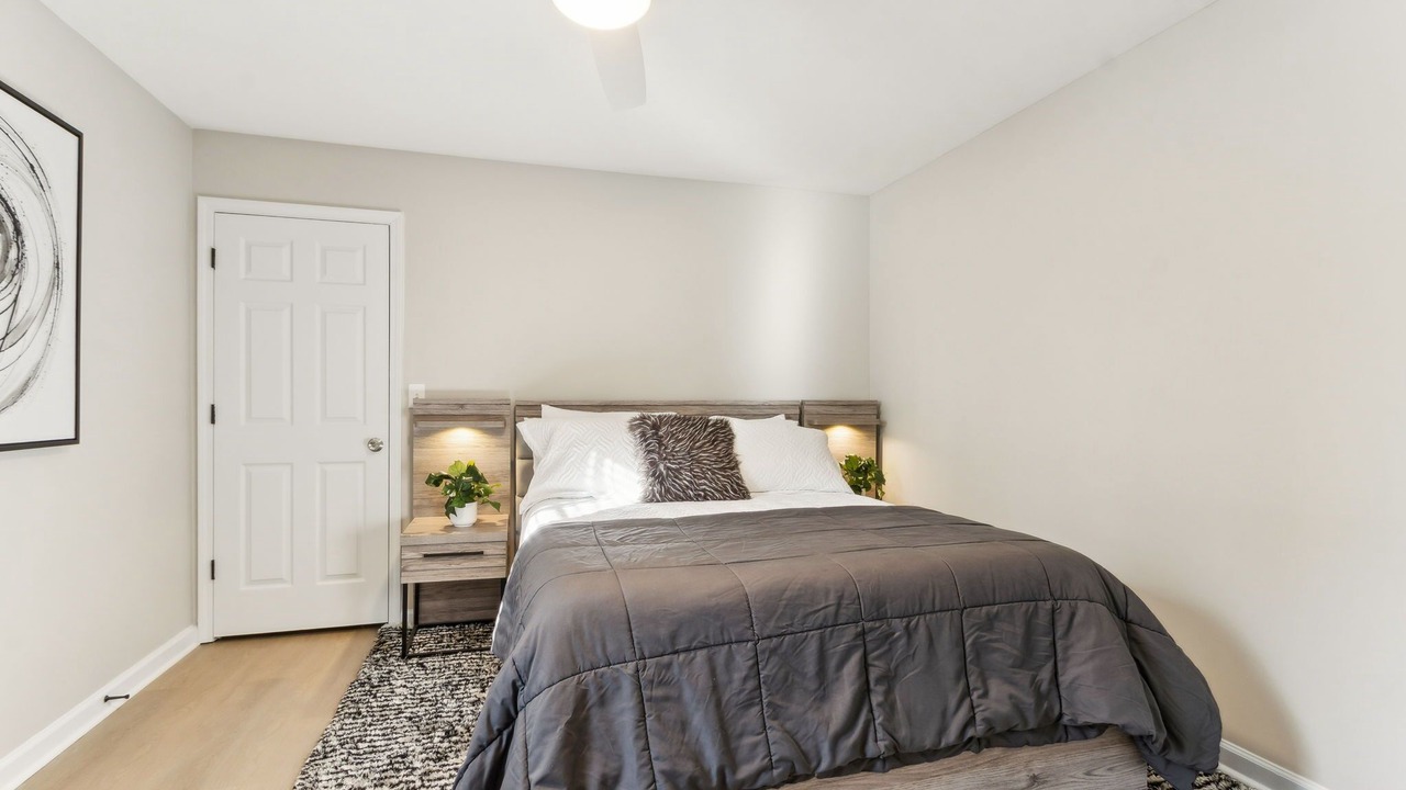 Photo of Bedroom in Collier Heights