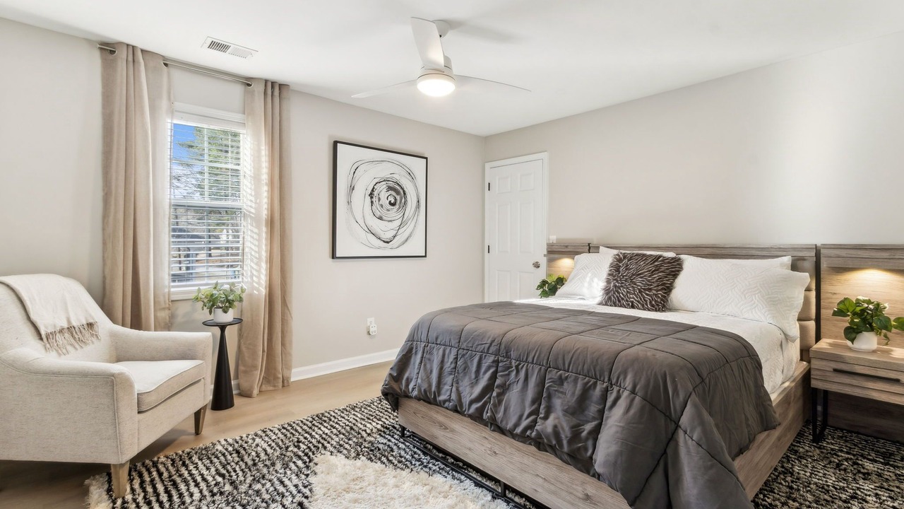 Photo of Bedroom in Collier Heights