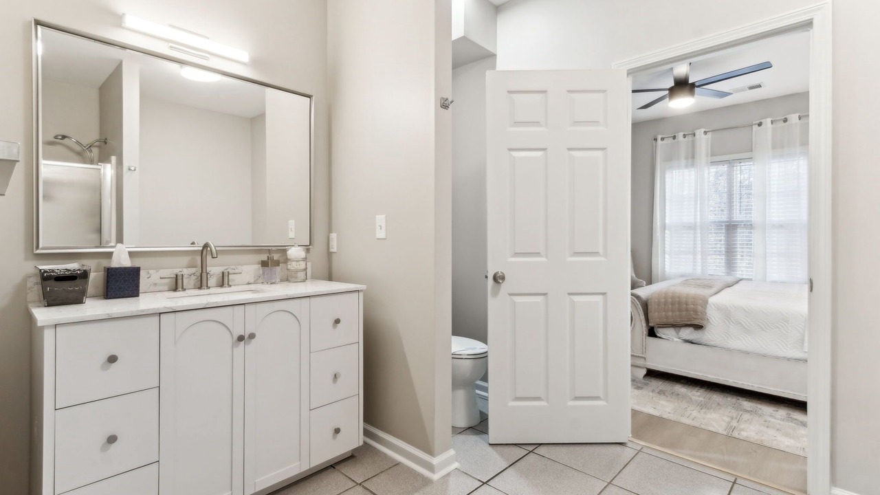 Photo of Bathroom in Collier Heights