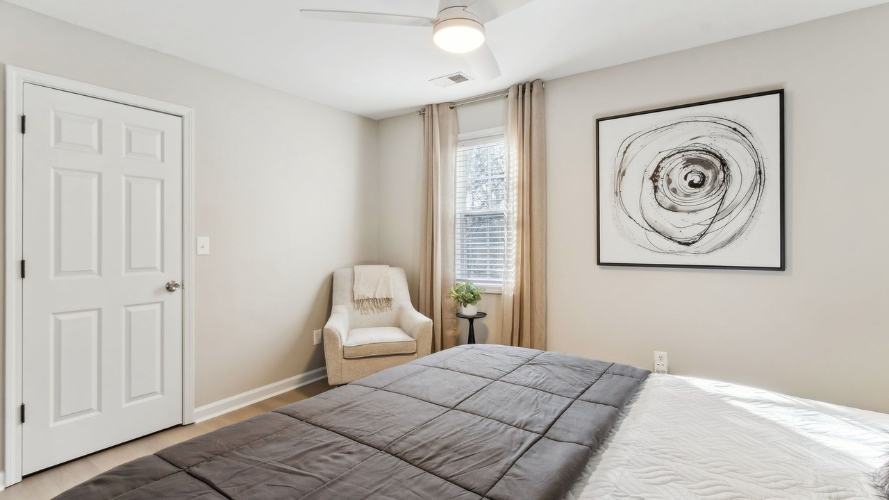Photo of Bedroom in Collier Heights