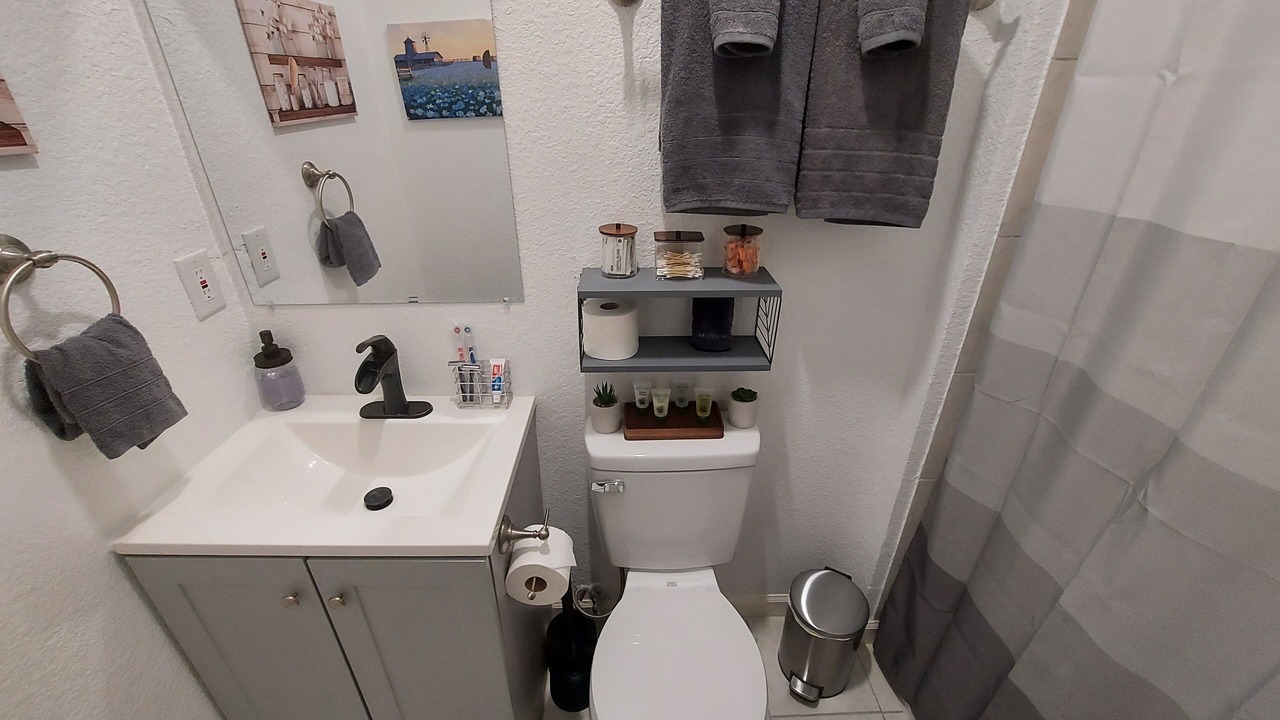 Photo of Bathroom in Durant