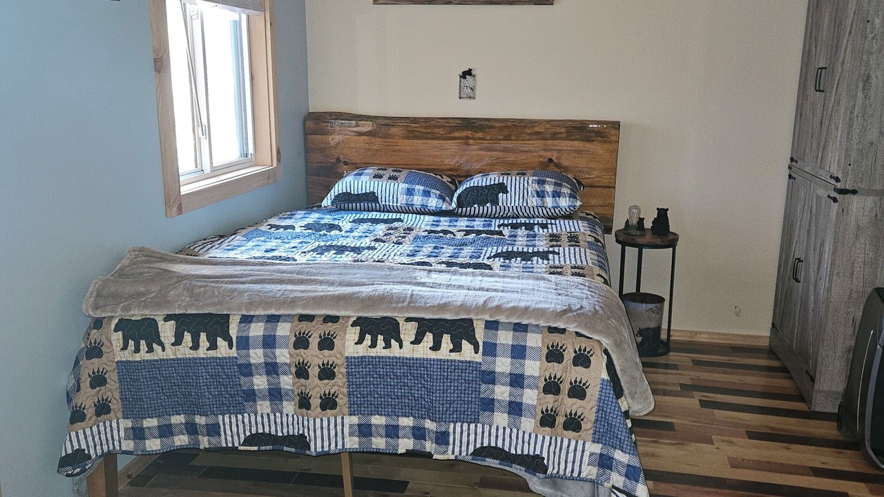 Photo of Bedroom in Durhamville