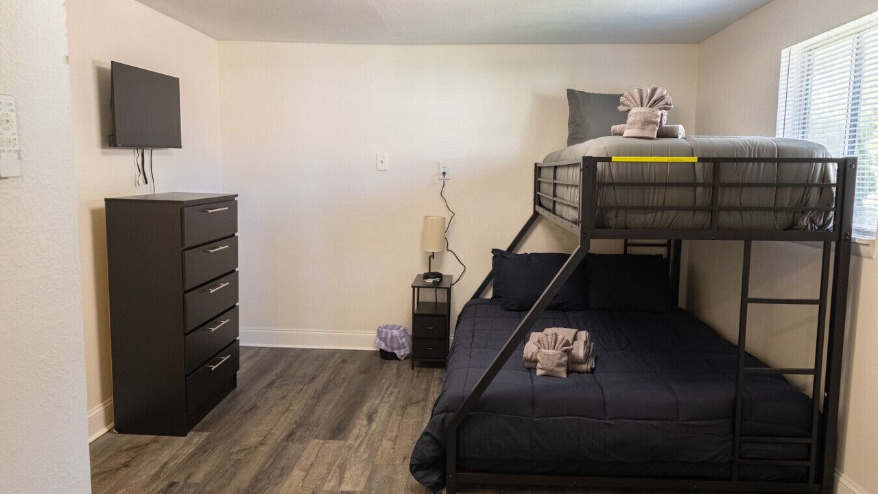 Photo of Bedroom in Englewood
