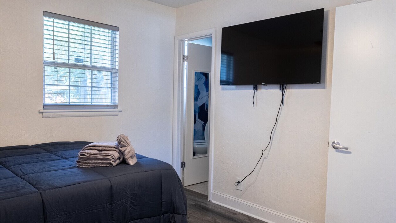 Photo of Bedroom in Englewood