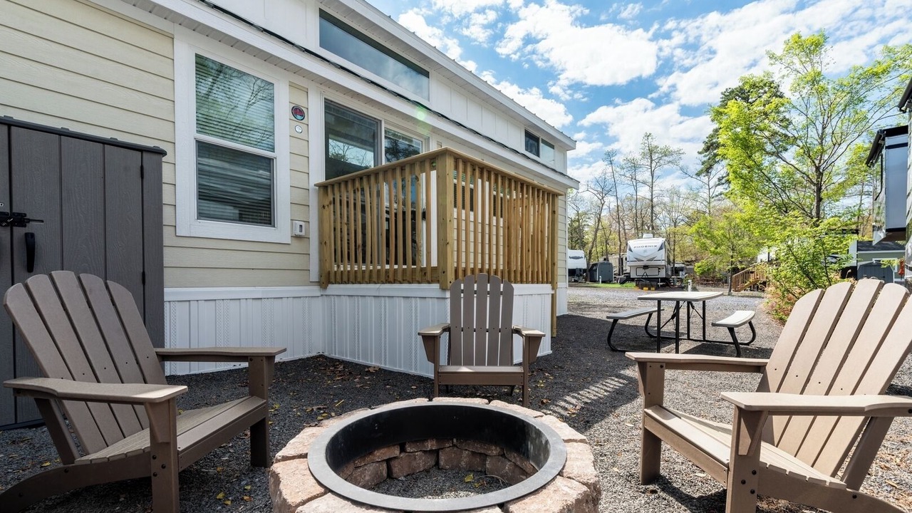 Photo of Patio Balcony in Cape May Court House