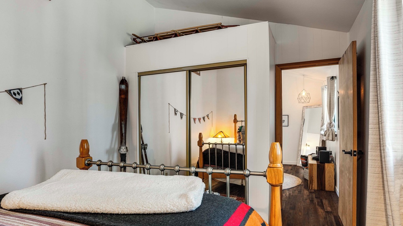 Photo of Bedroom in Dorrington