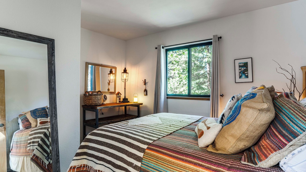 Photo of Bedroom in Dorrington