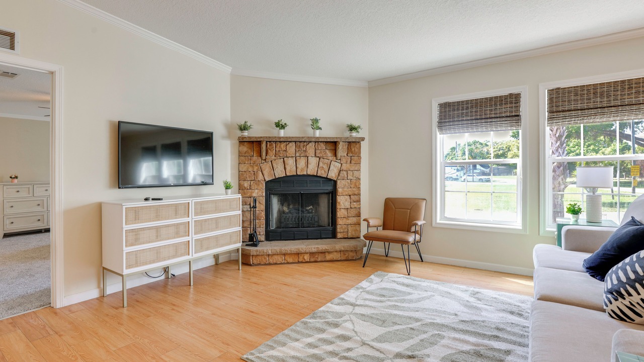 Photo of Livingroom in Plymouth