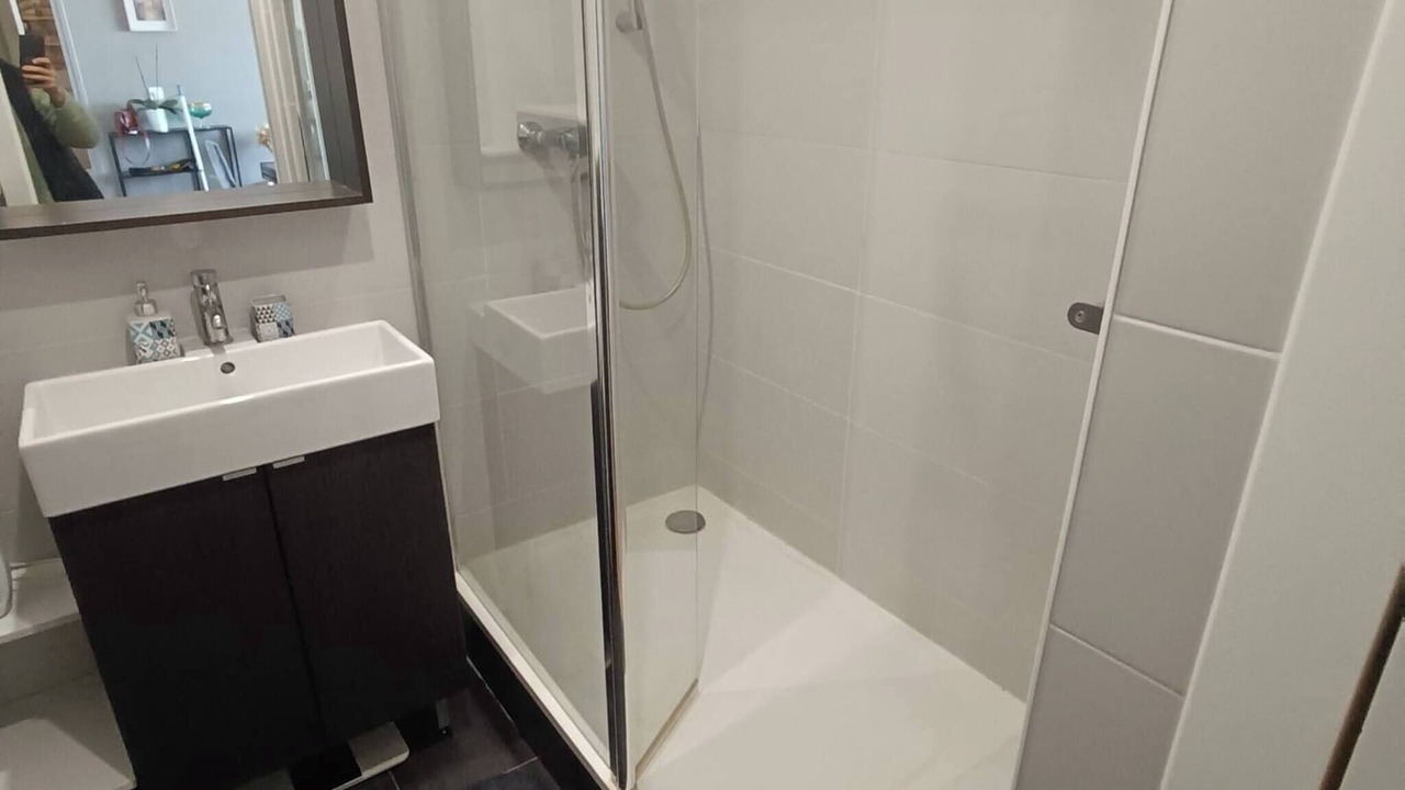 Photo of Bathroom in Pantin
