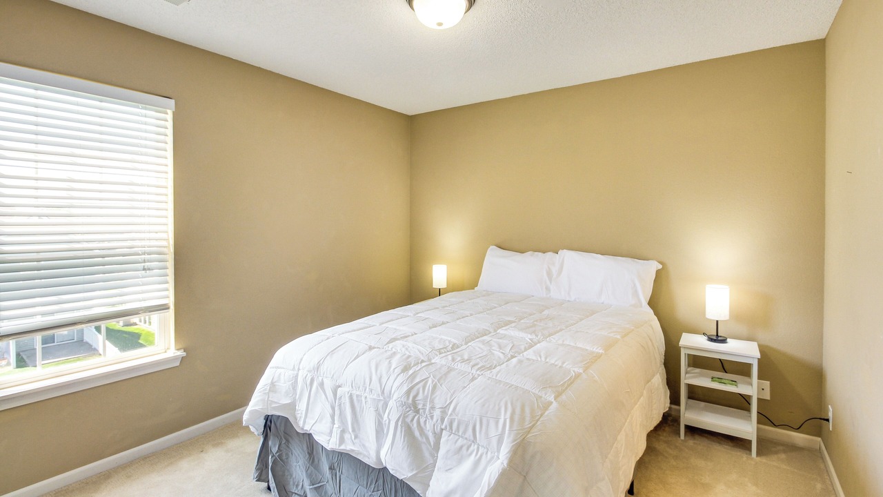 Photo of Bedroom in Lee's Summit