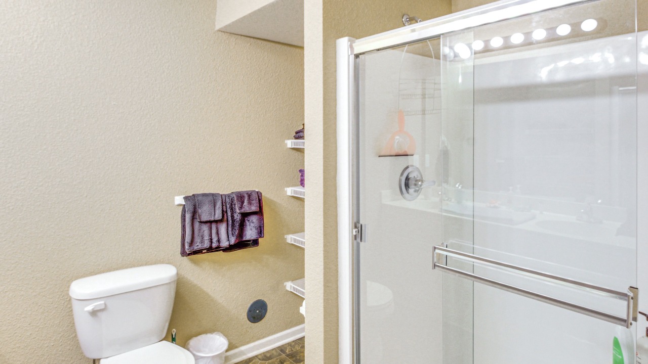 Photo of Bathroom in Lee's Summit