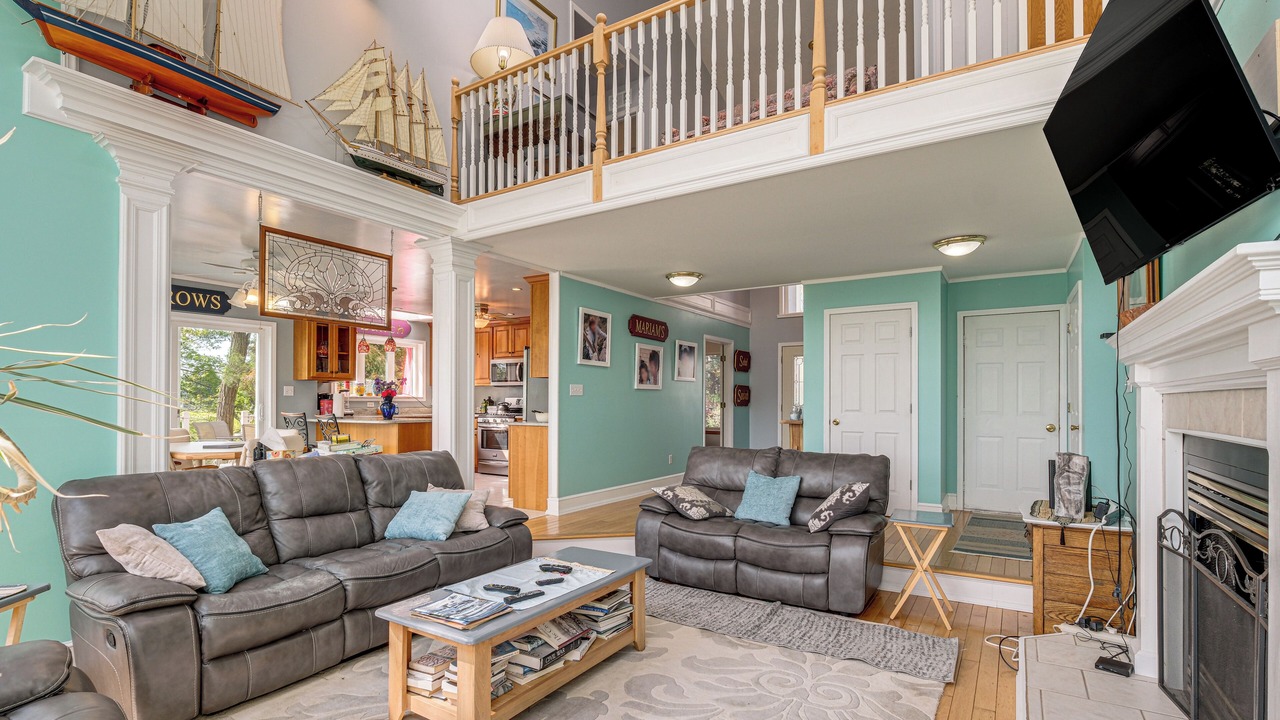 Photo of Livingroom in Lottsburg
