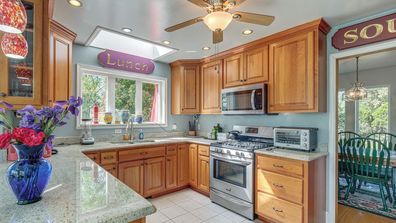 Photo of Kitchen in Lottsburg
