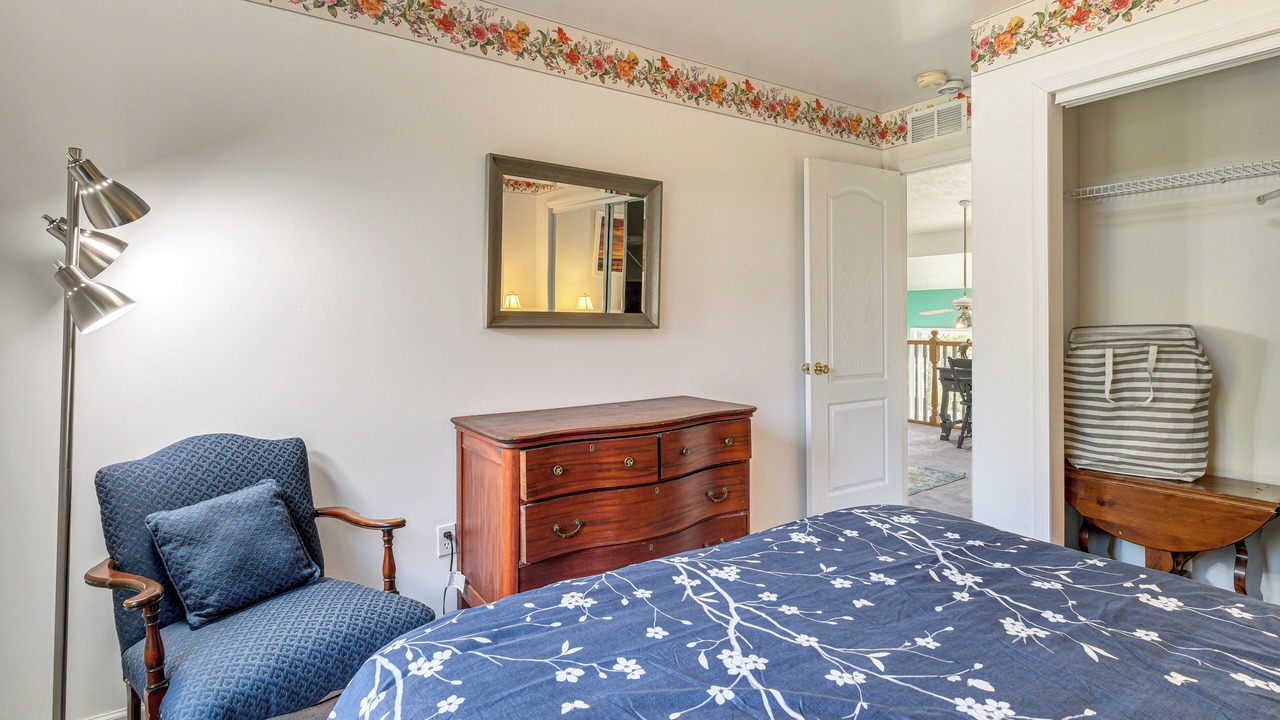 Photo of Bedroom in Lottsburg