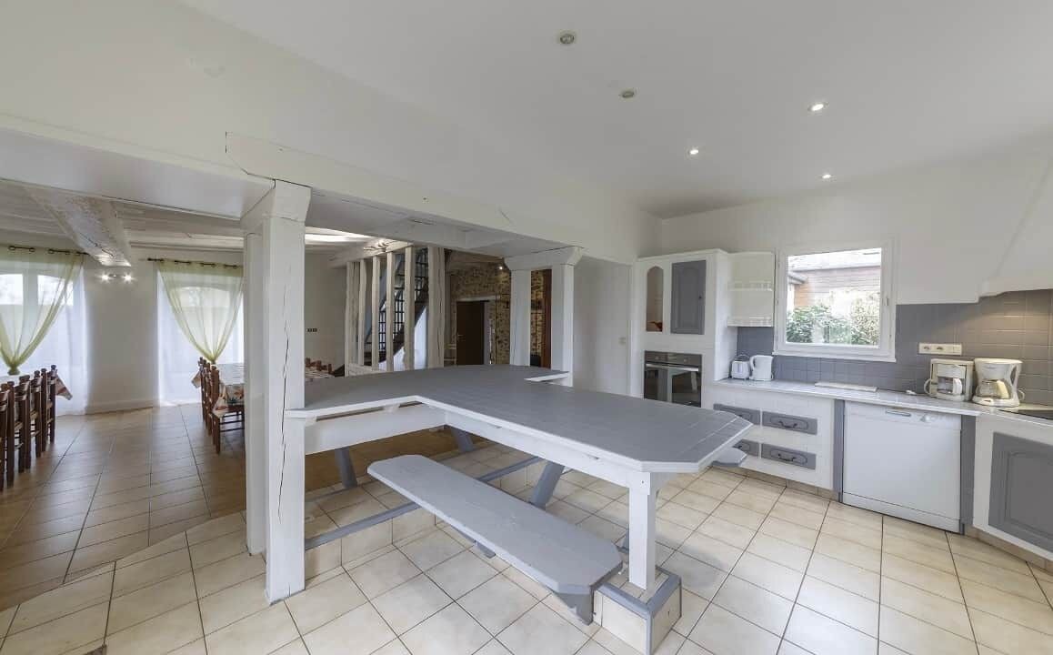 Photo of Kitchen in Maisoncelles-du-Maine