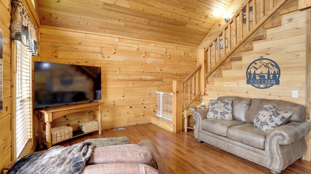 Photo of Livingroom in Van Buren