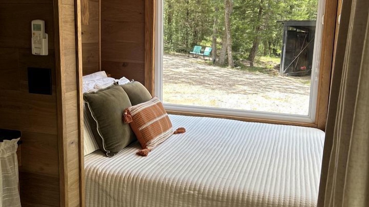 Photo of Bedroom in Log Cabin