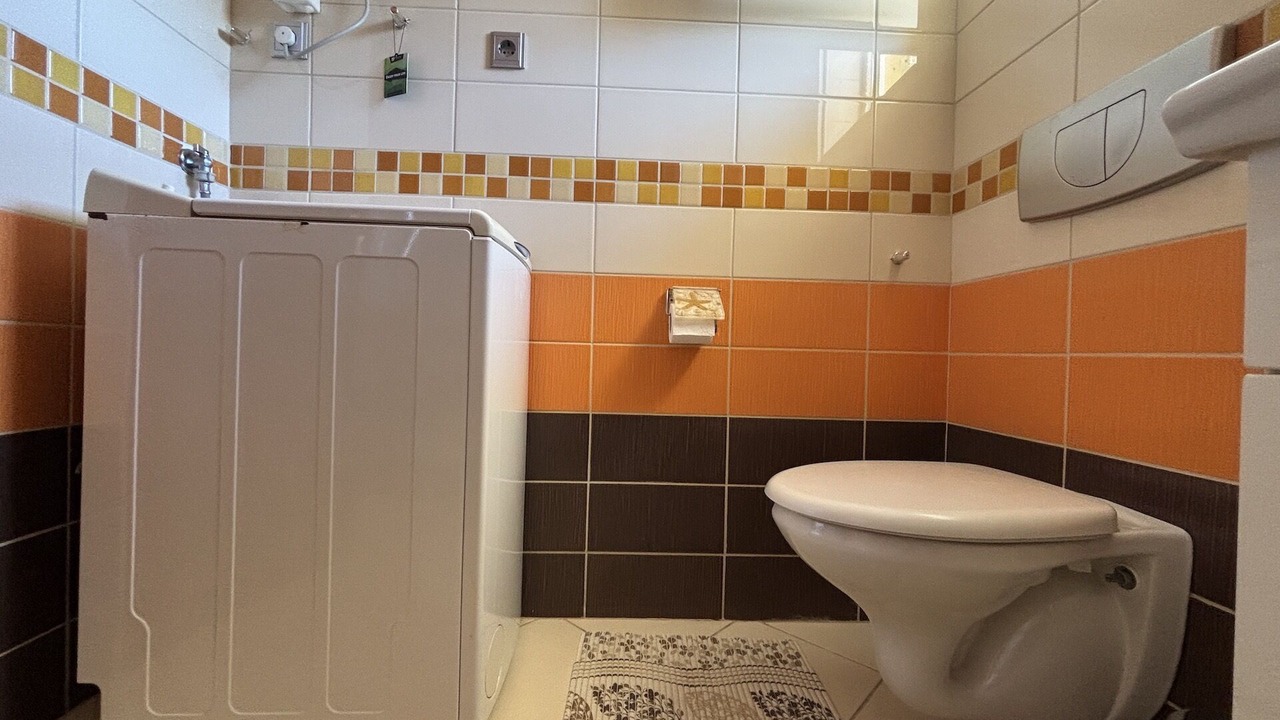 Photo of Bathroom in Lukoran