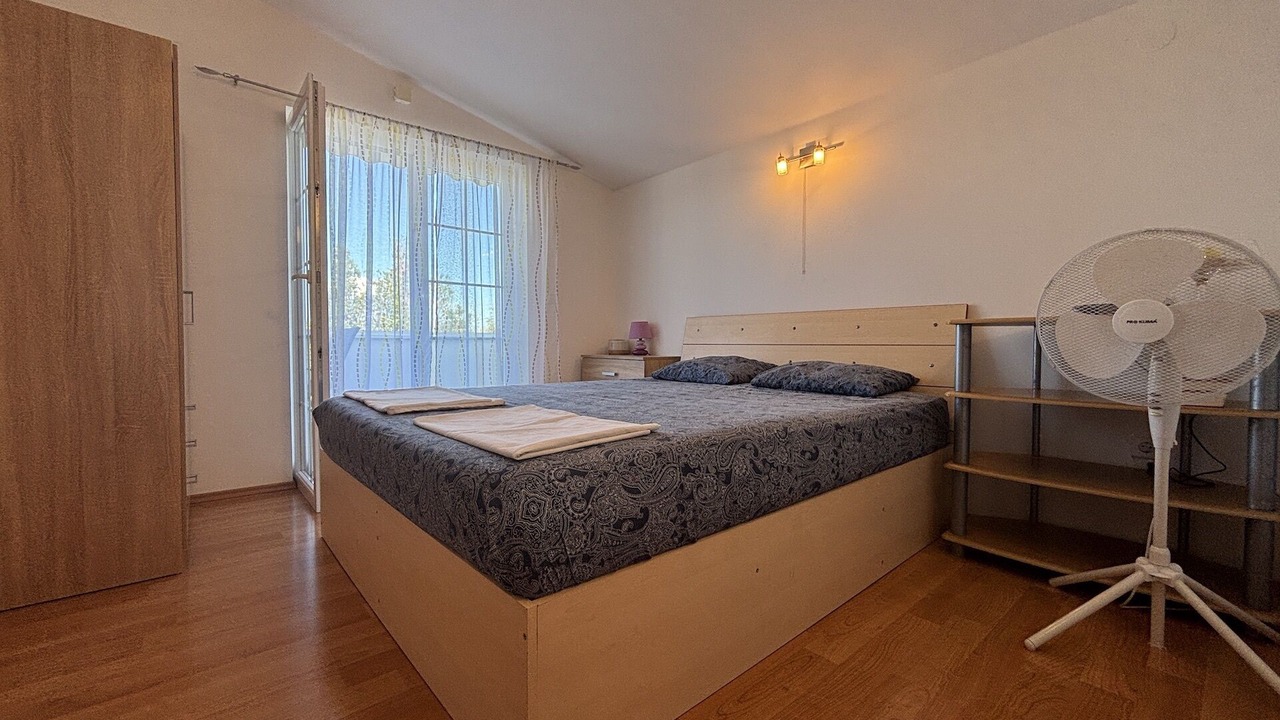 Photo of Bedroom in Lukoran