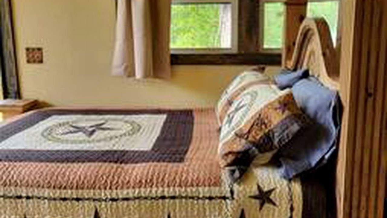 Photo of Bedroom in Waller