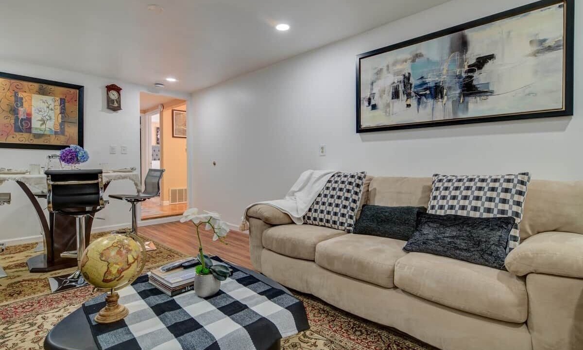 Photo of Livingroom in Colonie