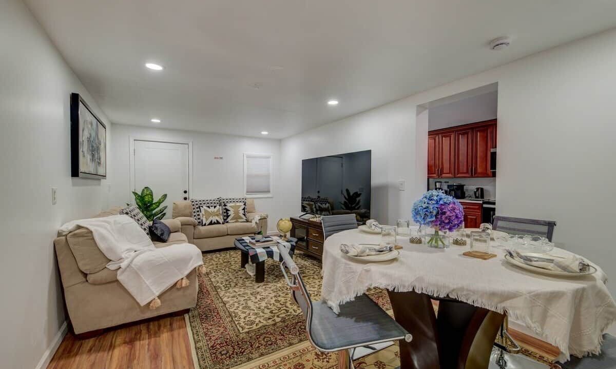 Photo of Livingroom in Colonie