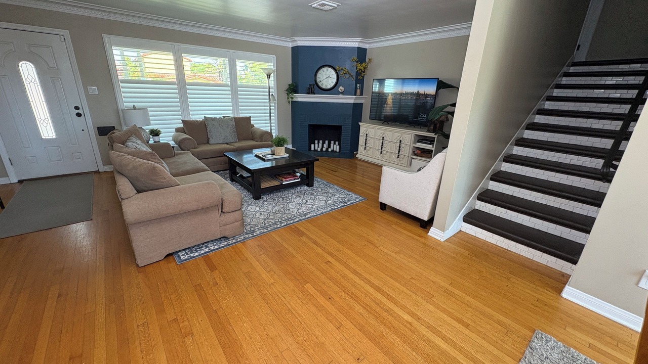 Photo of Livingroom in View Park-Windsor Hills