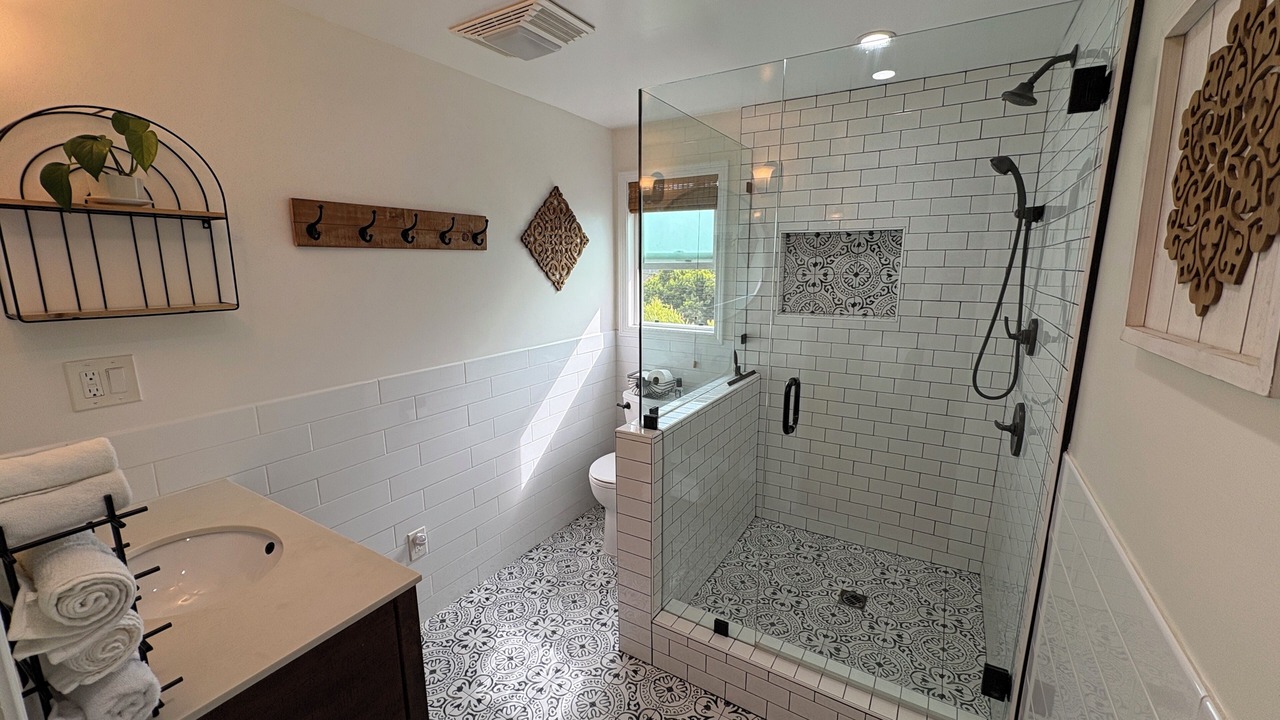 Photo of Bathroom in View Park-Windsor Hills