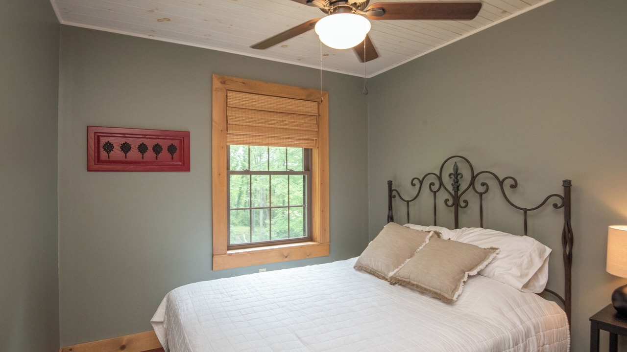 Photo of Bedroom in Everett