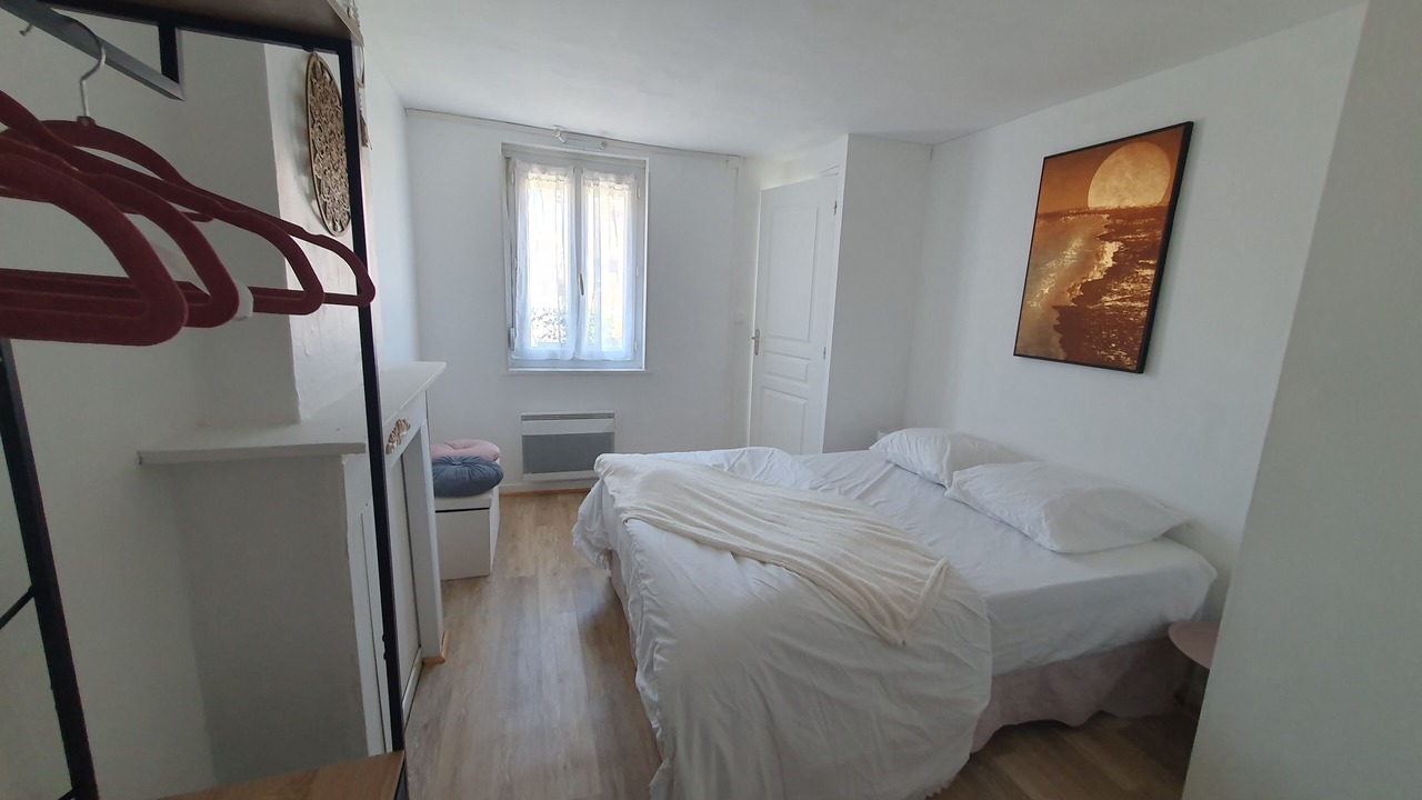 Photo of Bedroom in Somain