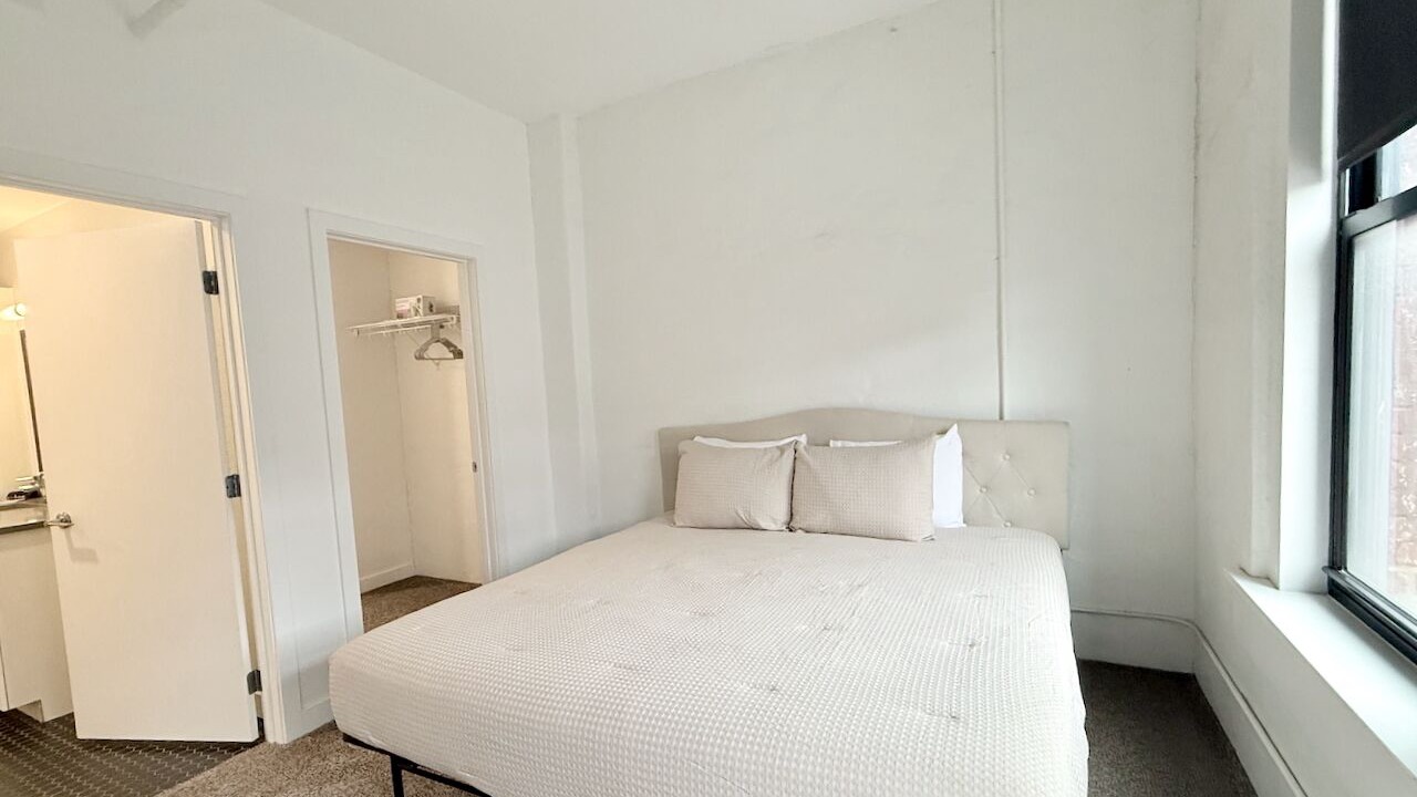 Photo of Bedroom in Old Market