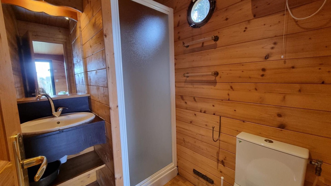 Photo of Bathroom in Usson-en-Forez