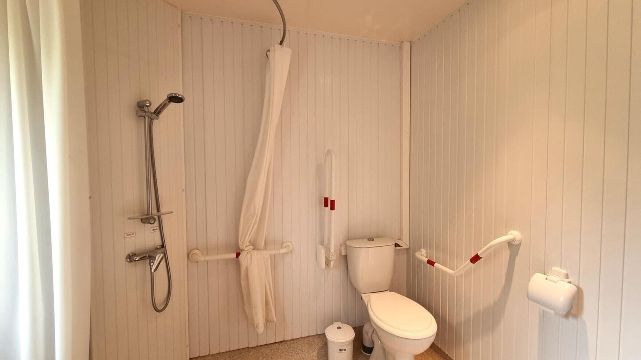 Photo of Bathroom in Usson-en-Forez
