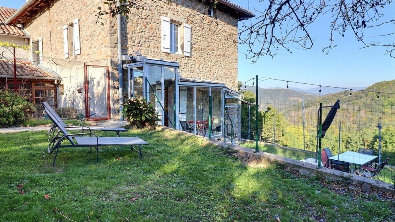Photo of Outdoor in Fabras