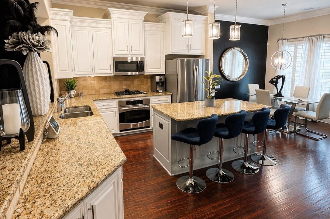 Photo of Kitchen in Legacy Town Center North