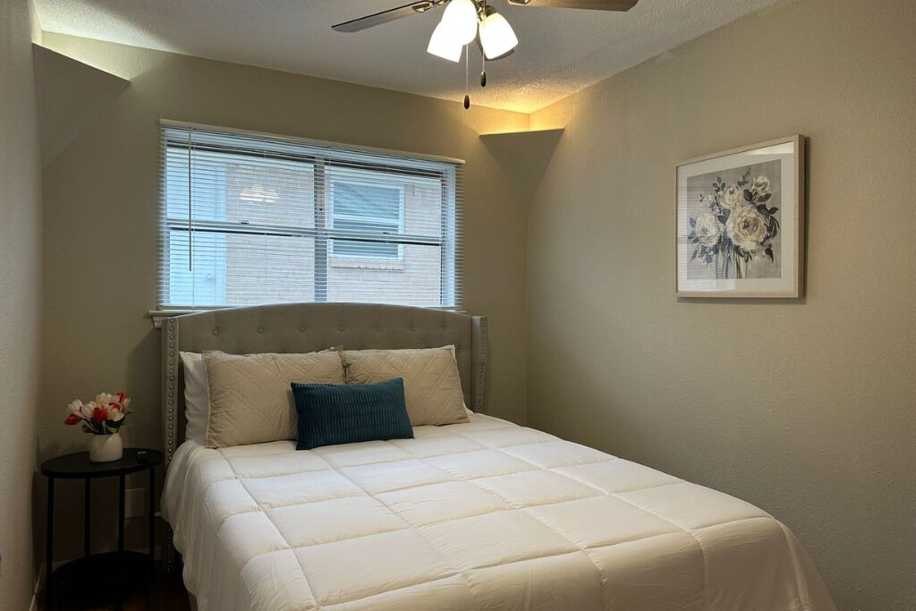 Photo of Bedroom in Euless
