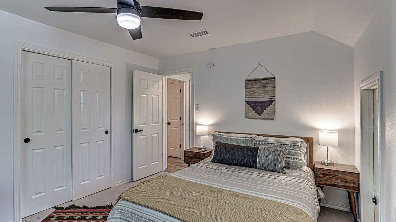 Photo of Bedroom in Lakeland Park