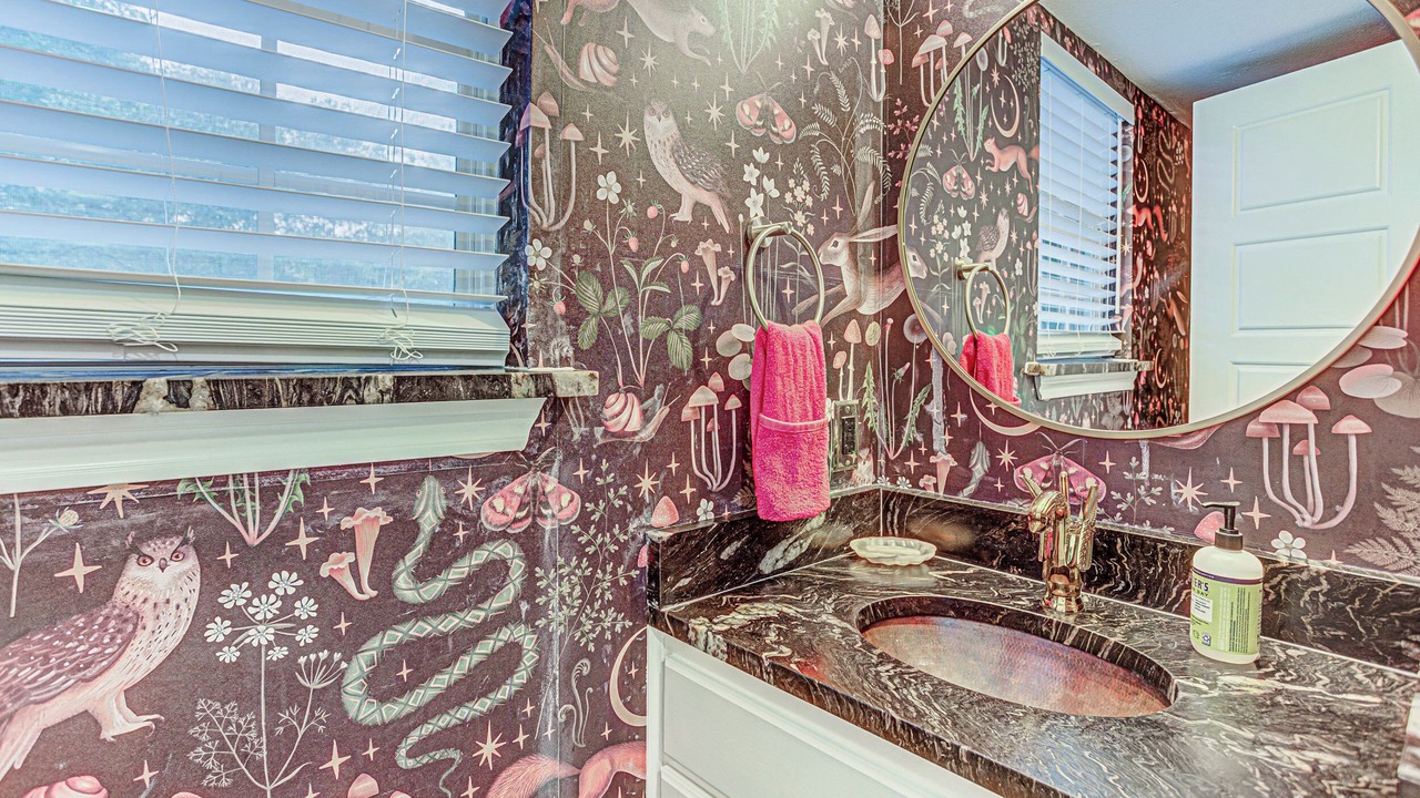 Photo of Bathroom in Lakeland Park